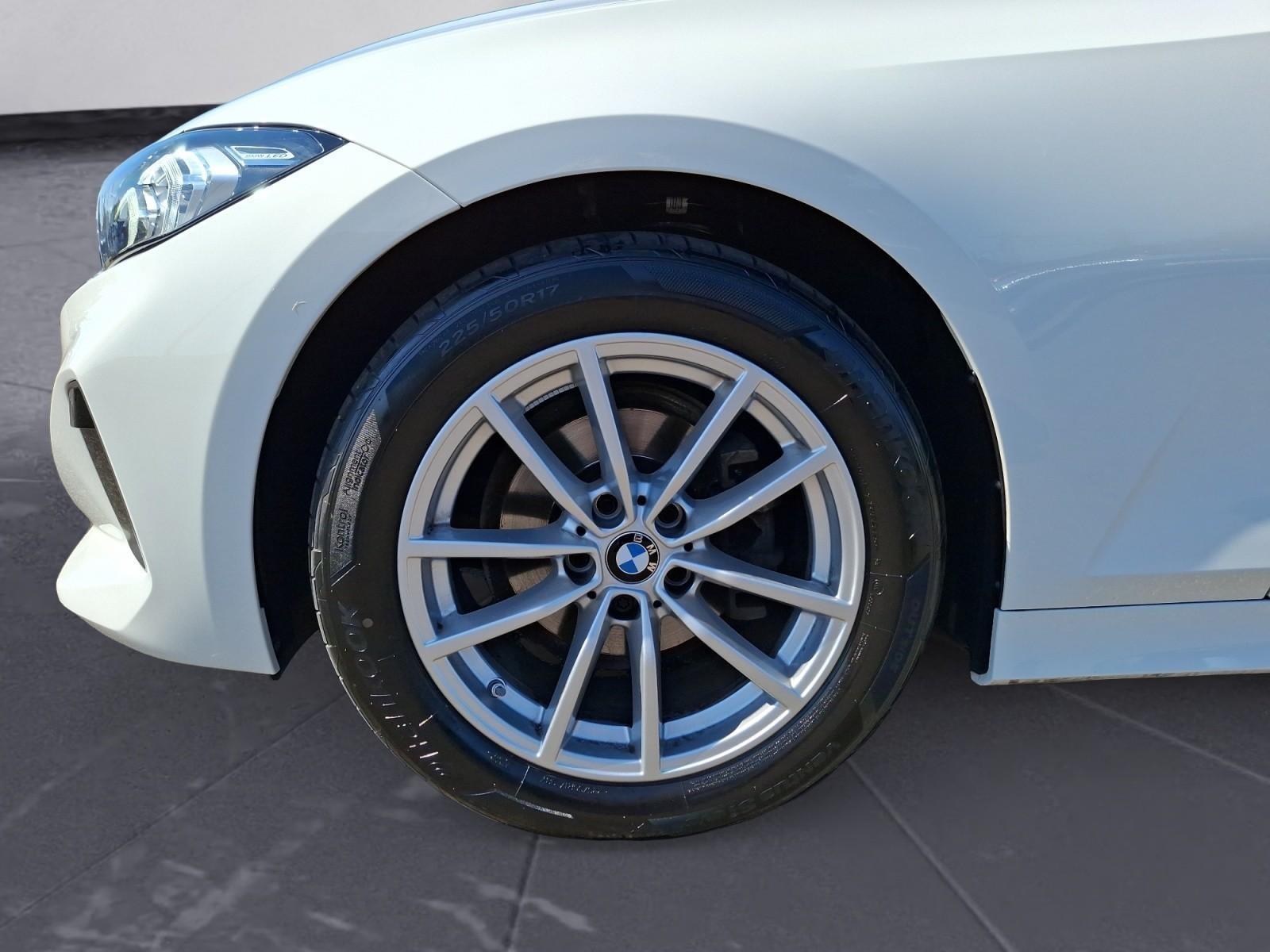 BMW 3 Series d Touring *Navi*Sportsitze*LED*AHK*PDC*SHZ*, миниатюра 7