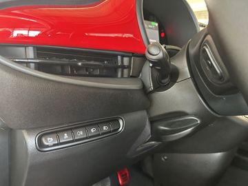 Fiat 500e 23,8 kWh RED KAMERA NAVI SHZ PDC TOTWINKEL