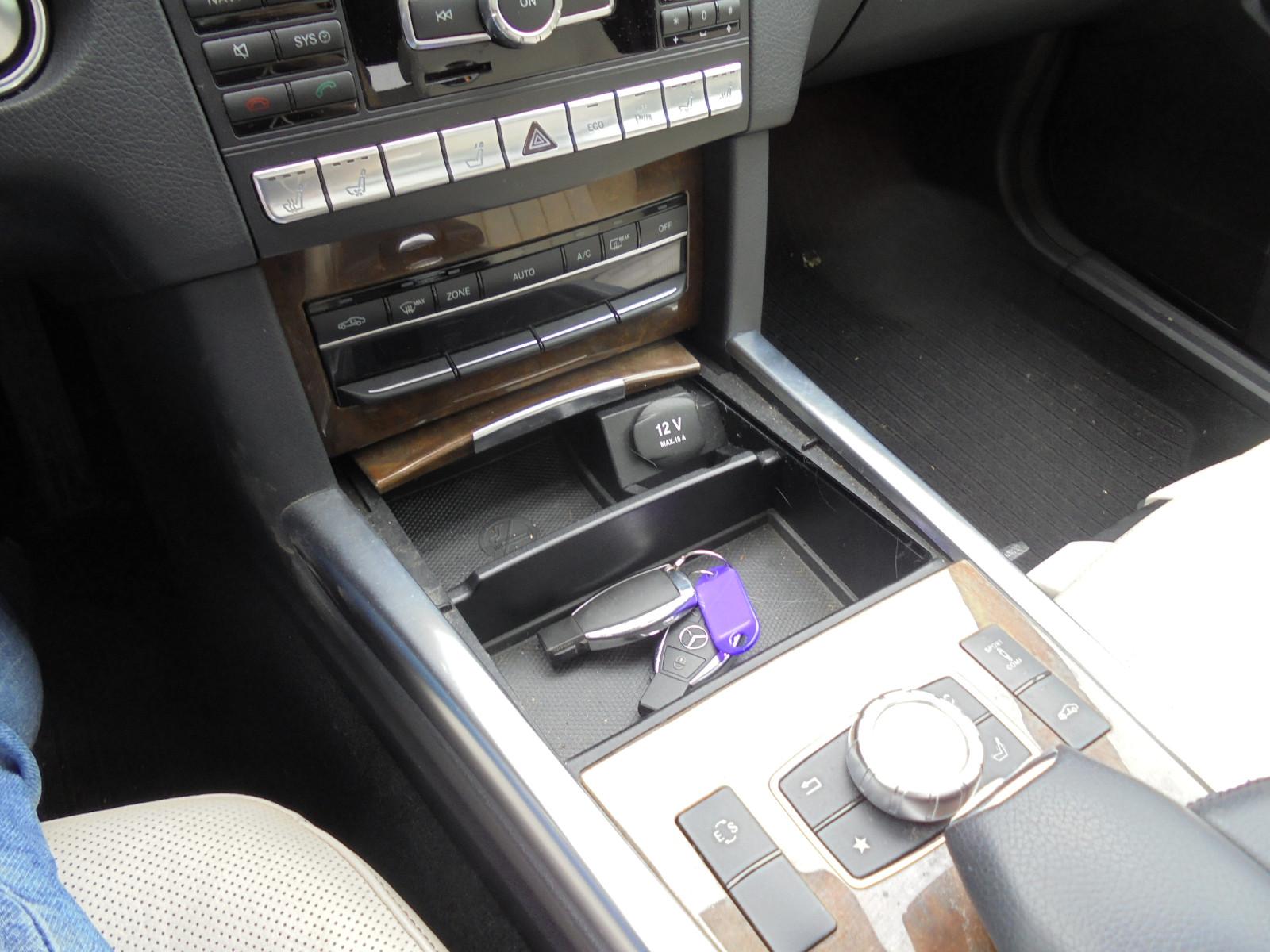 Mercedes-Benz E350 2014 — photo 16