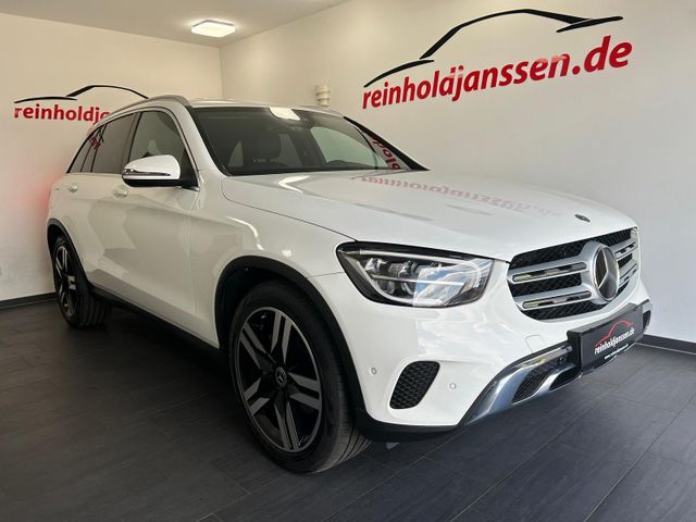 Mercedes-Benz GLC 300 d AMG Distronic+ Wide Sound AHK Standh.