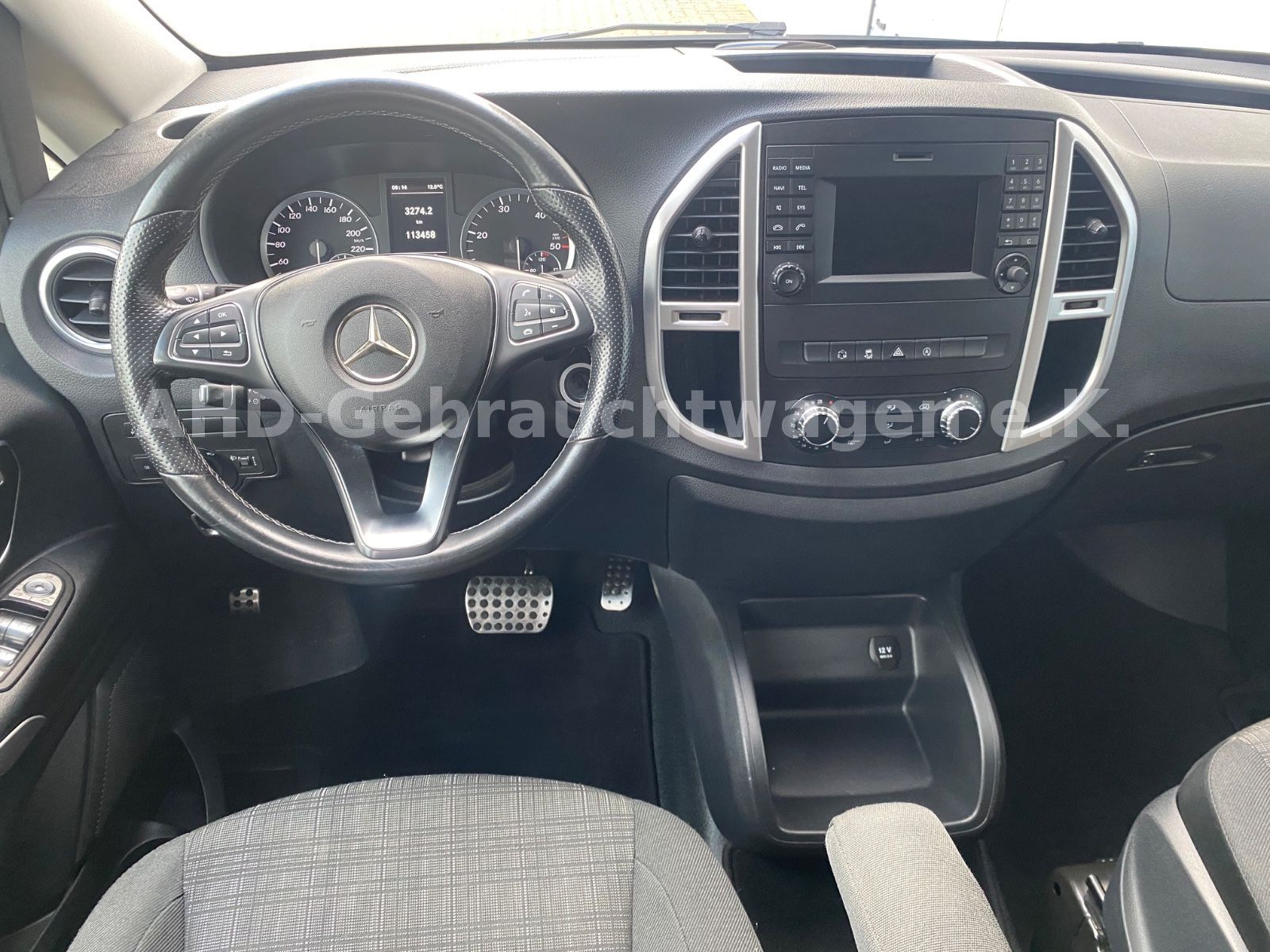 Fahrzeugabbildung Mercedes-Benz Vito Tourer 114/116/119 CDI Edition lang