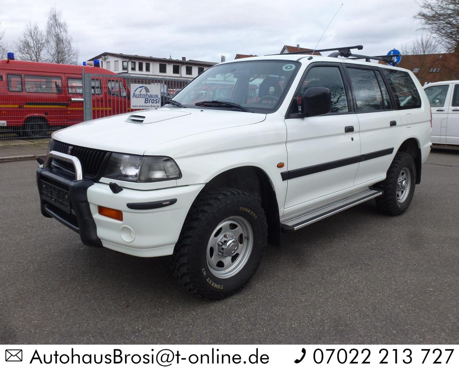 Mitsubishi Pajero Sport 2,5 TD GLX * Original nur 42 tkm *