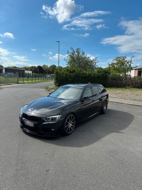 Image of BMW 320