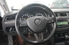 Fahrzeugabbildung Skoda Superb Combi 1.8 TSI ACTIVE KLIMA/SHZ/PDC/NEBEL