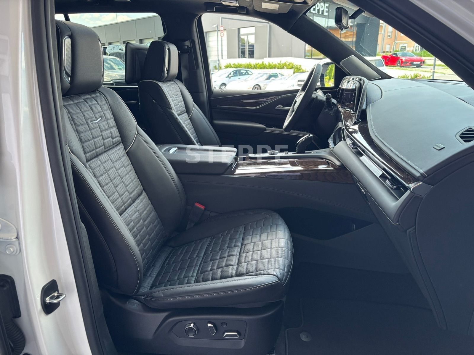 Cadillac Escalade 6.2 V8 Sport Platinum EU-Navi Luftfed.