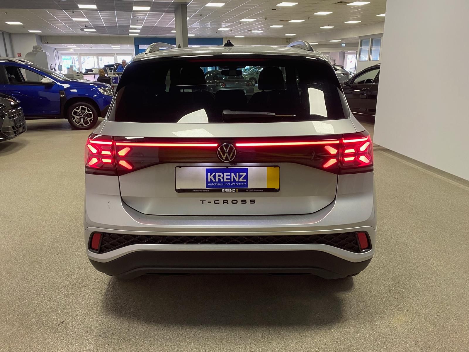 Fahrzeugabbildung Volkswagen T-Cross 1.0 TSI DSG R-Line BLACKSTYLE+MATRIX+AHK