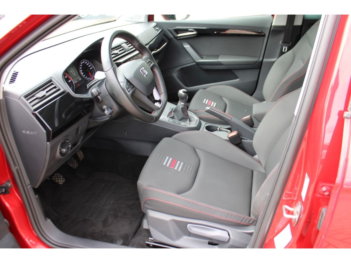 Fahrzeugabbildung SEAT Ibiza 1.5 TSI FR Beats ACC LED RFK Navi Full Lin