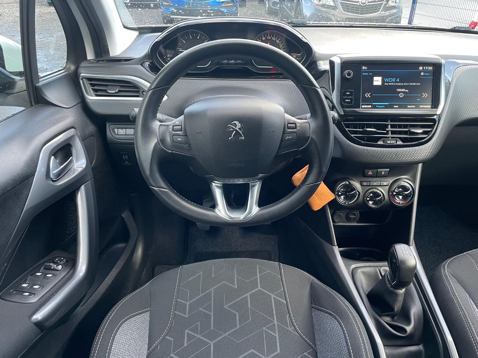 Peugeot 2008 Active 1.2*NUR 66TKM*1.HAND*KLIMA*TEMPOMAT
