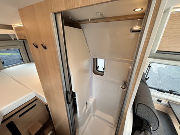 Sunlight Cliff X 640 RT Dieselheizung Digital Paket LED