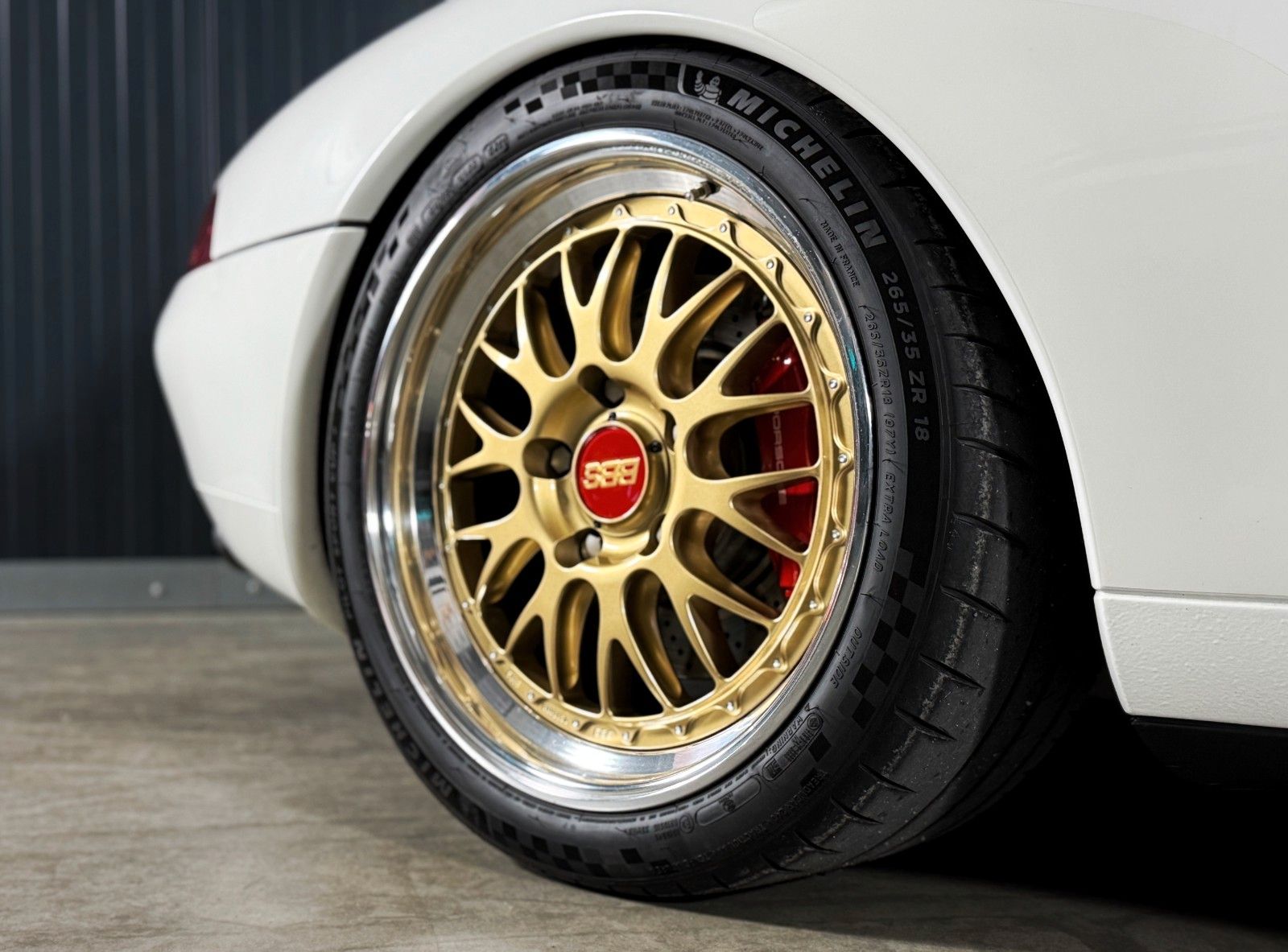 Fahrzeugabbildung Porsche 993 RS Nachbau 3,8L + 325 PS + Komplett umbau