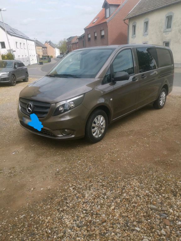 Image of Mercedes-Benz Vito