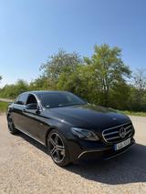 Mercedes-Benz E 300 d Autom. - - Mercedes-Benz E 300 in Mannheim