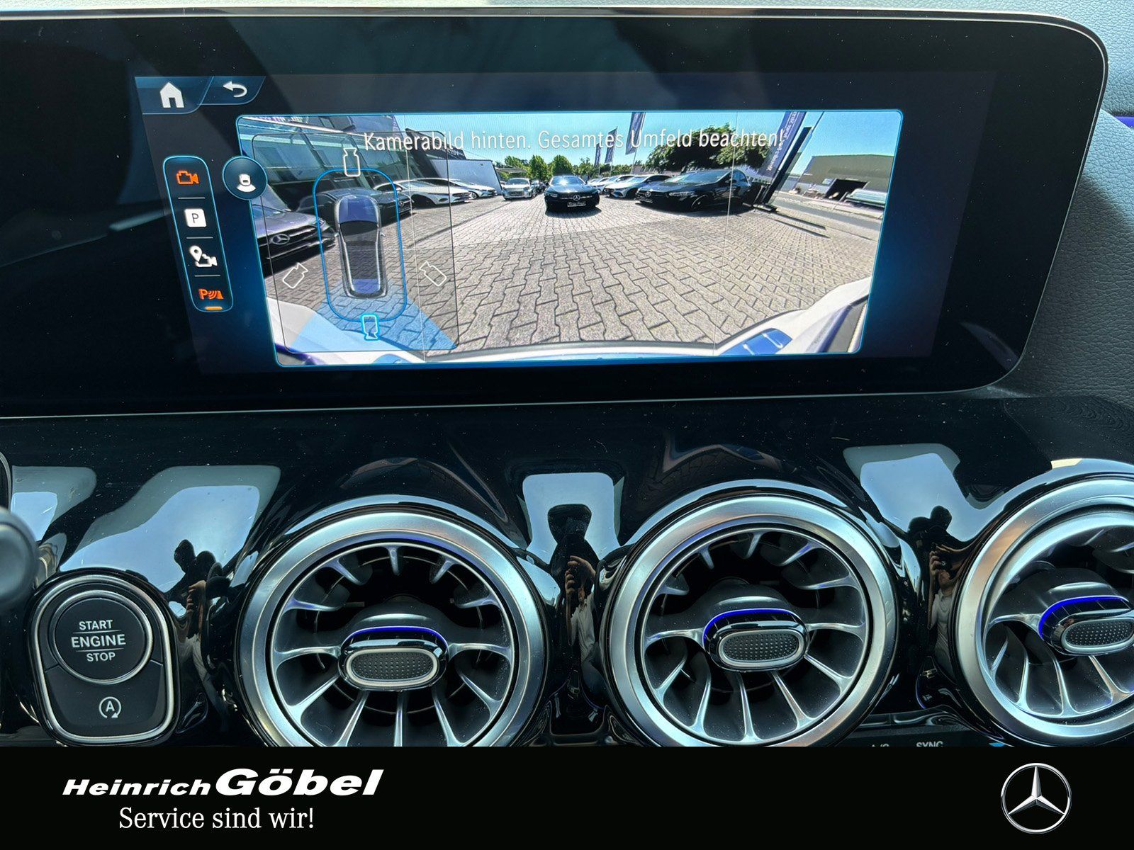 Fahrzeugabbildung Mercedes-Benz AMG GLA 35 4M*HUD*PANO*MEMORY*360°KAMERA*21ZOLL