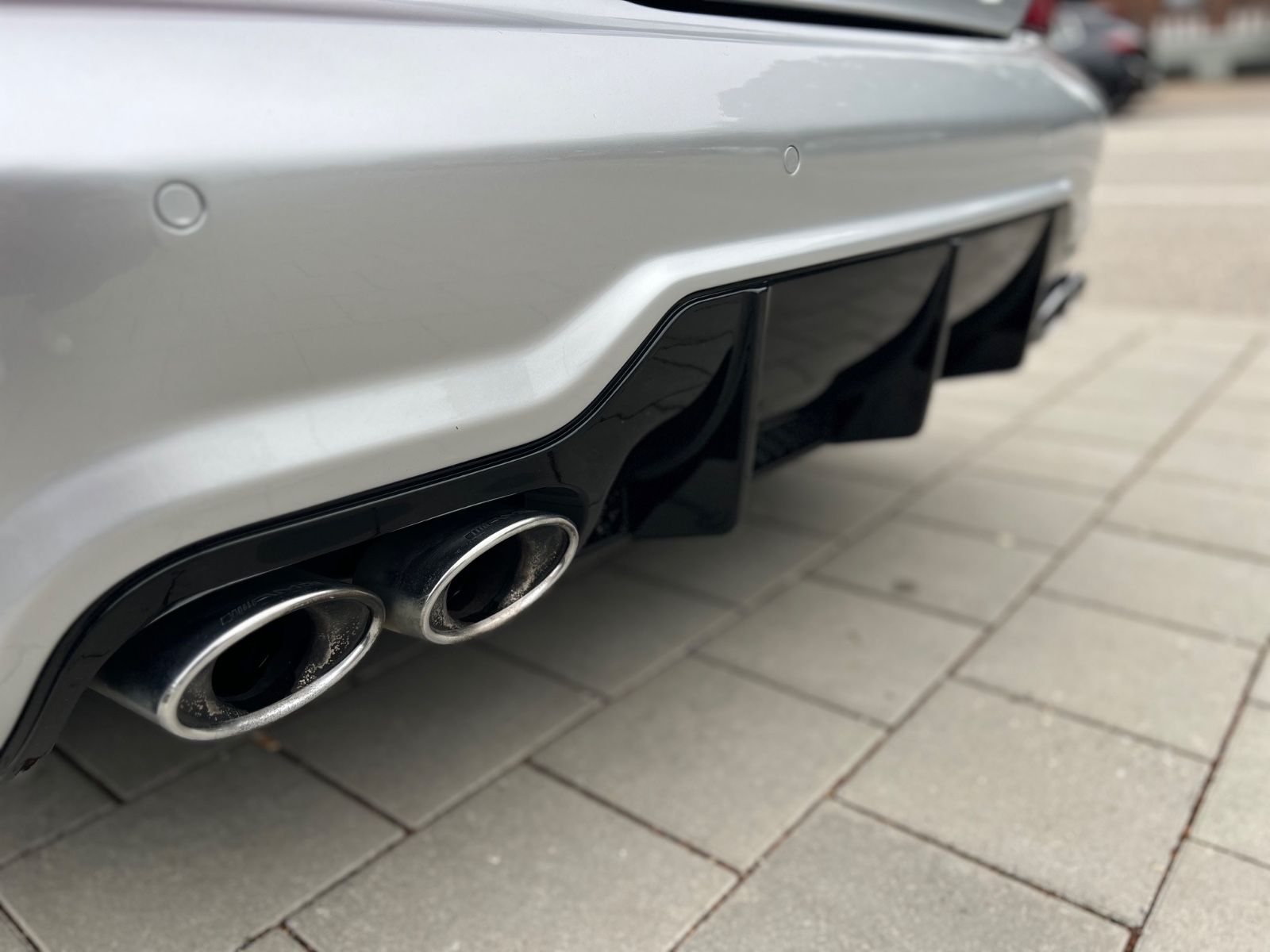 SL 63 AMG *ACC*Leder*Xenon*87tkm*1.HAND*BRD