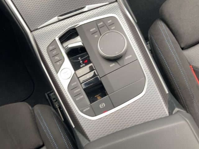 BMW 330 - Bild 11
