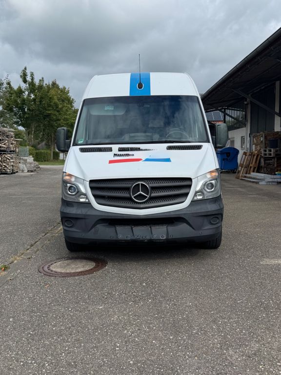 Image of Mercedes-Benz Sprinter
