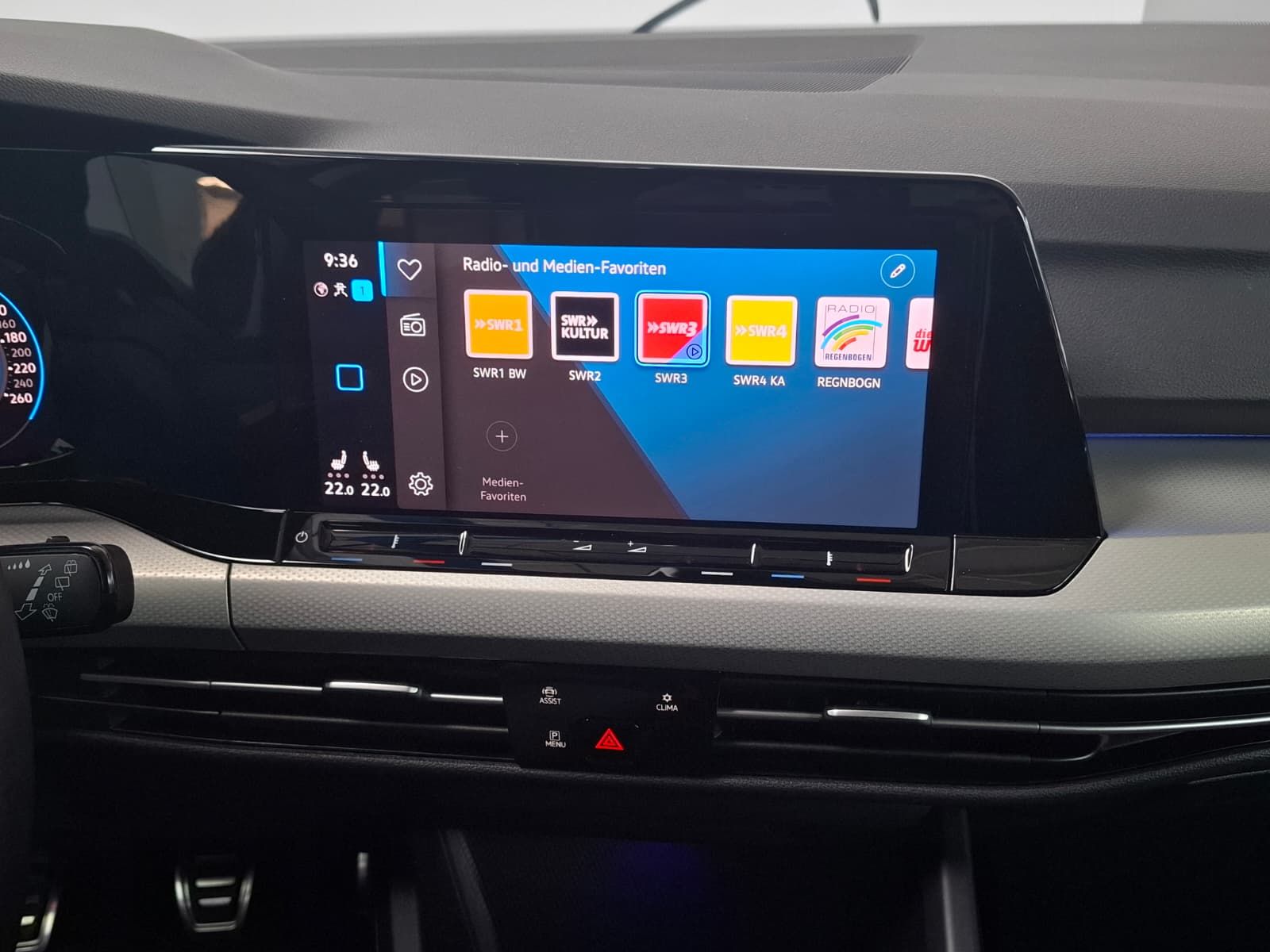 Fahrzeugabbildung Volkswagen Golf VIII Lim. Move 1,0 TSI +Kamera +Sitzheizung
