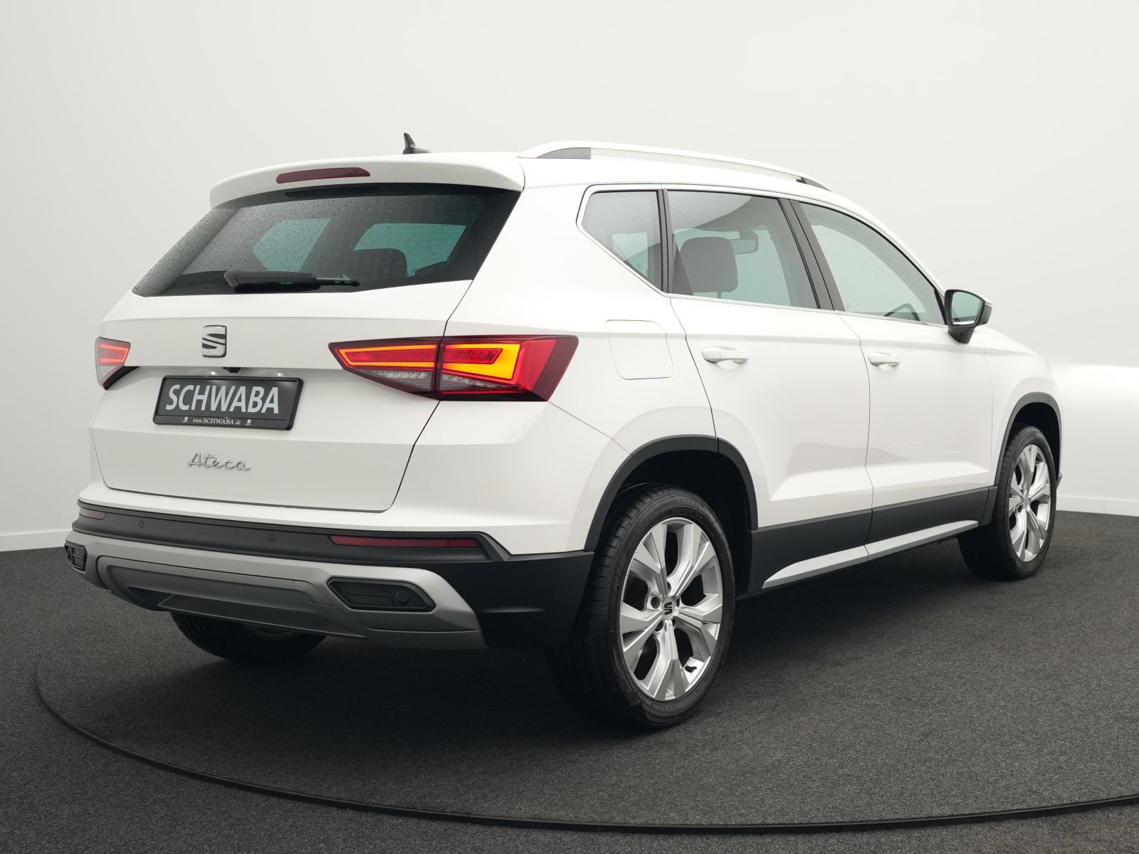Seat Ateca Xperience 1.5 TSI NAV*PDC*18" imagem 3