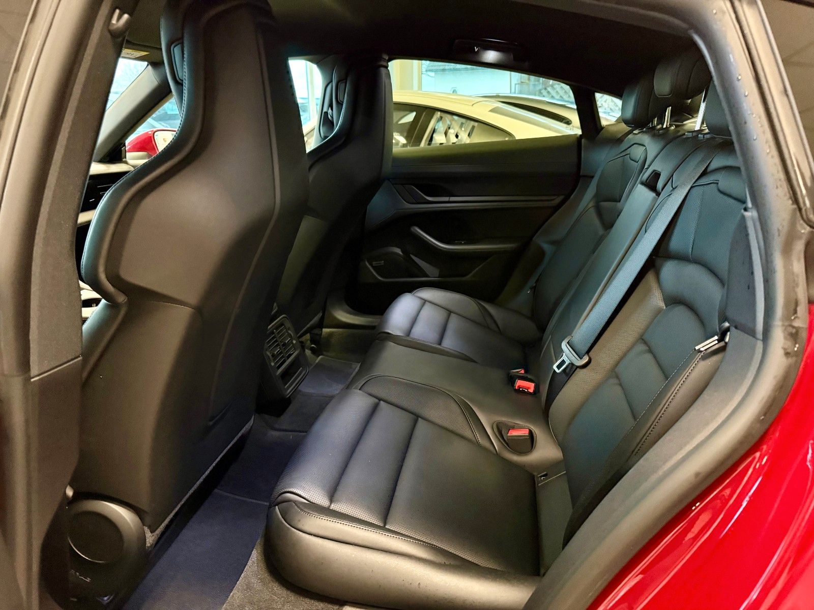 Fahrzeugabbildung Porsche Taycan ACC/BOSE/21Zoll/Klimasitze/APPROVED
