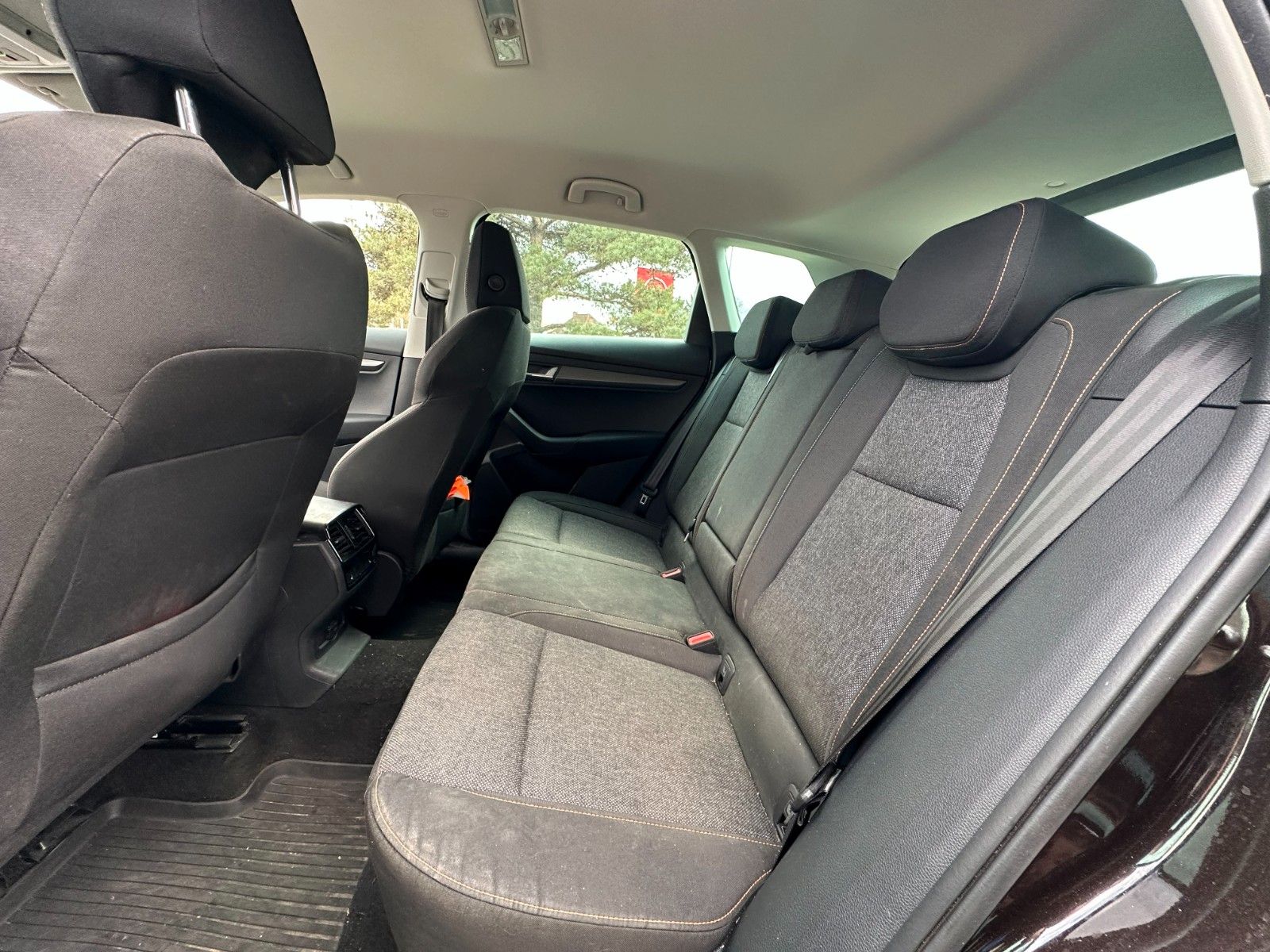 Fahrzeugabbildung SKODA Karoq Clever