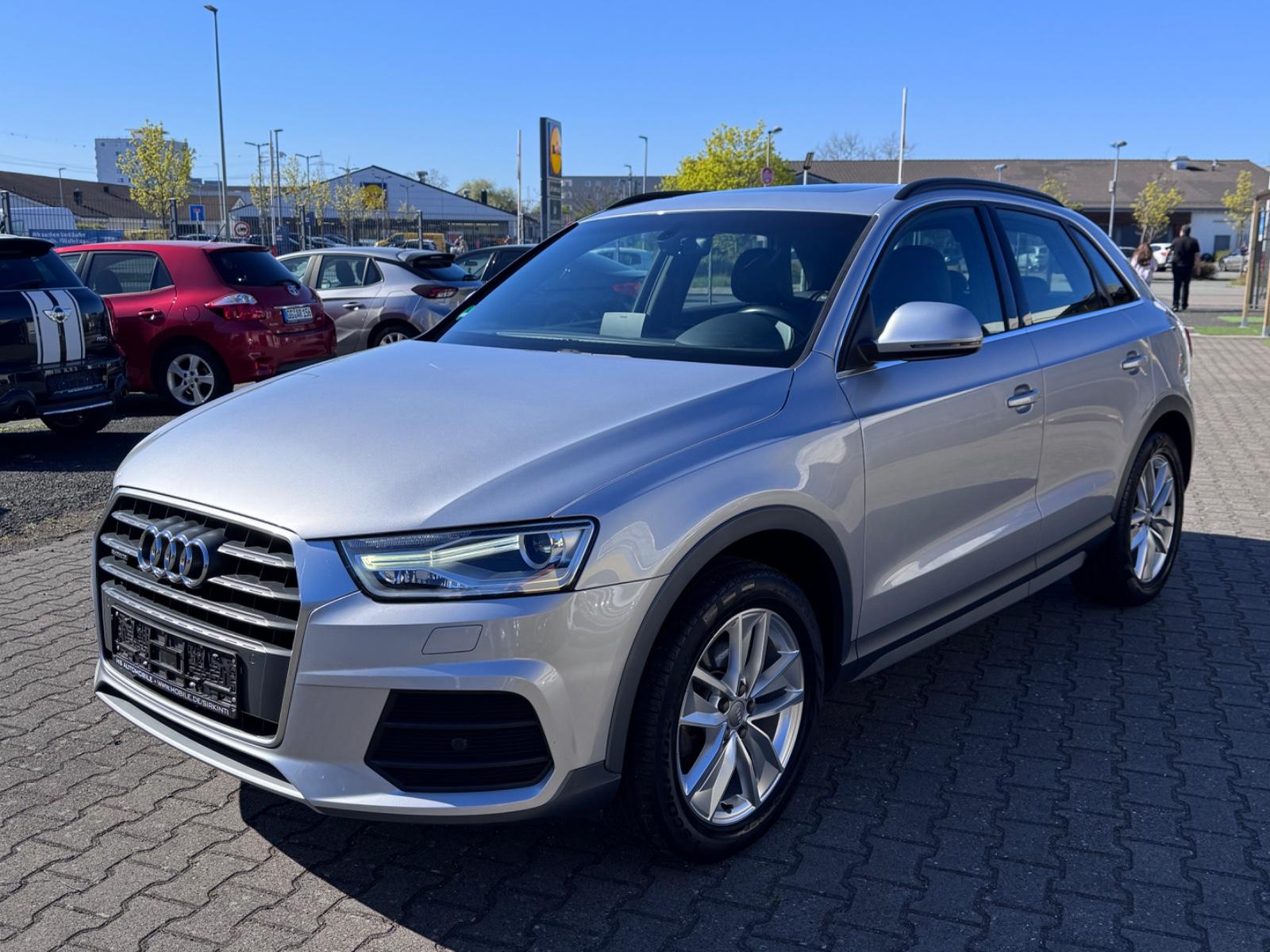 Audi Q3 2.0 TDI design quattro PANO/ AHK/ 1.Hd/ Xenon