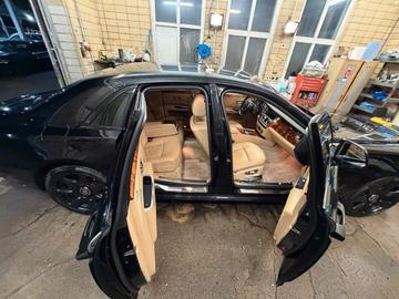 2010 ROLLS-ROYCE GHOST 缩略图 13