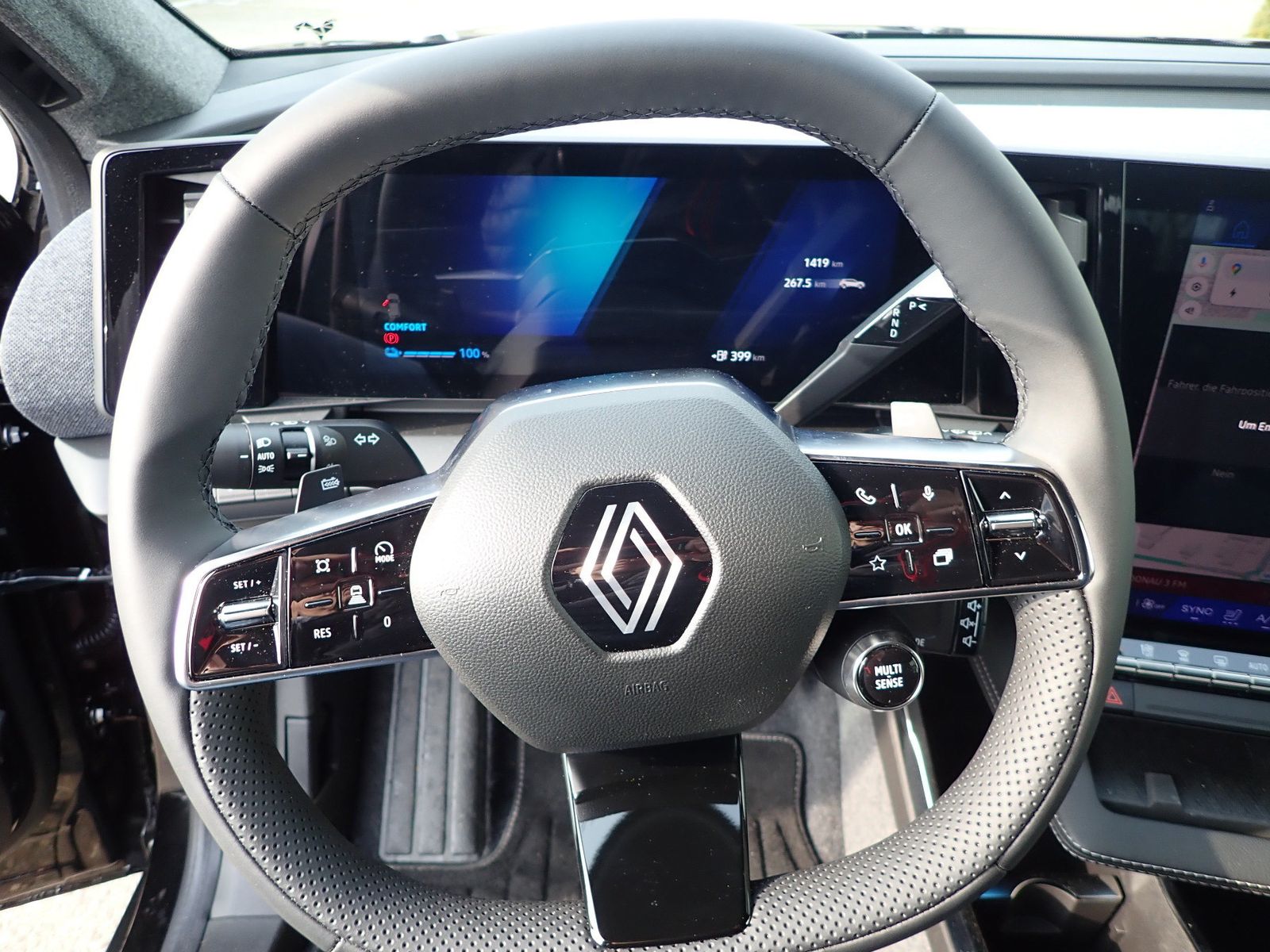 Fahrzeugabbildung Renault Scenic 100% ELEKTRISCH 220 LONG RANGE TECHNO