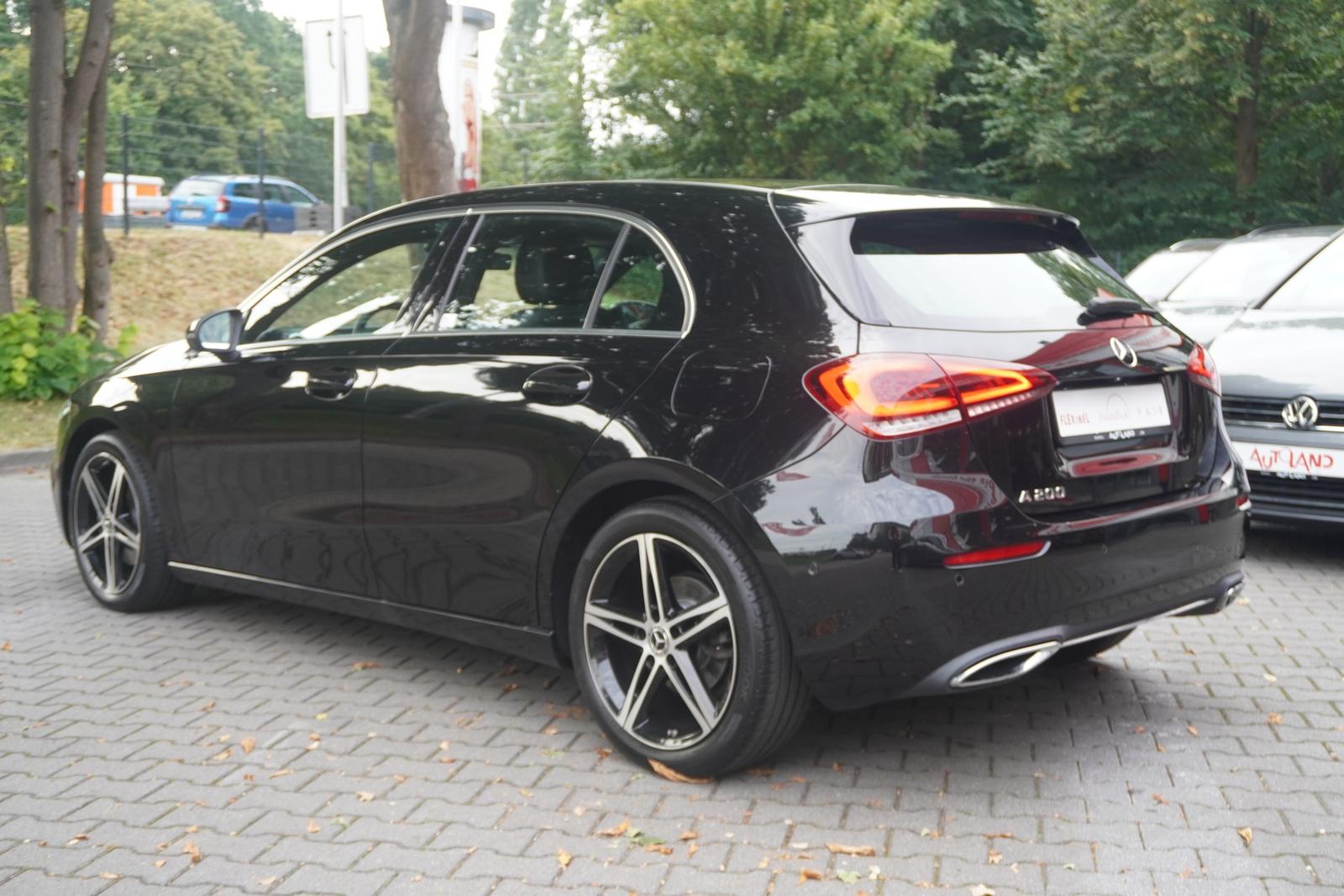 Mercedes-Benz A-Class A200 Edition 19 Totwinkel LED Digitales Cockpit, миниатюра 8