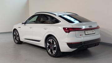 صورة 4 لـ 2023 AUDI Q8 E-TRON