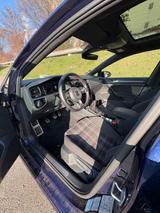 Volkswagen Golf 2.0 GTI Performance *8Fach-bereift*Panorama - Volkswagen Golf: 8