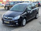 Opel Zafira 1.9 CDTI 7 SITZER - Opel Zafira aus 2007 mit Diesel-Antrieb