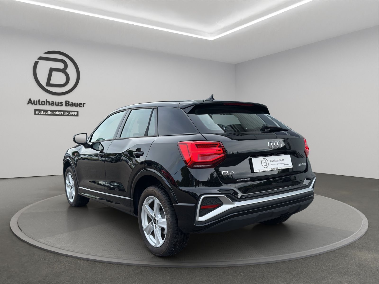 Audi Q2 35TFSI S-tronic S-line Matrix RfK imagem 3