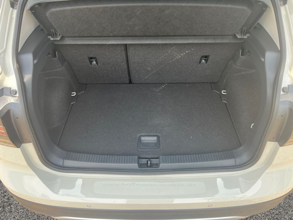 Fahrzeugabbildung Volkswagen T-Cross 1.0 TSI OPF DSG Style