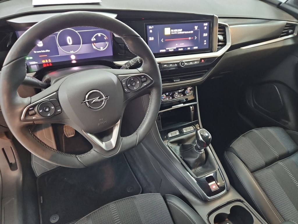 Fahrzeugabbildung Opel Grandland 1.2 DI Elegance,Navi,LED,Lenkradheizun