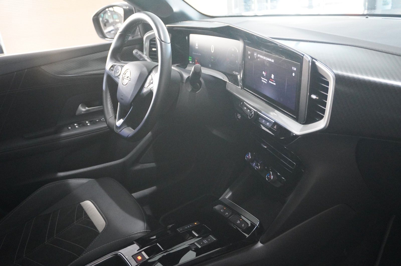 Fahrzeugabbildung Opel Mokka-e ULTIMATE 3-PHASIG NAVI/LED/KAMERA/DAB+