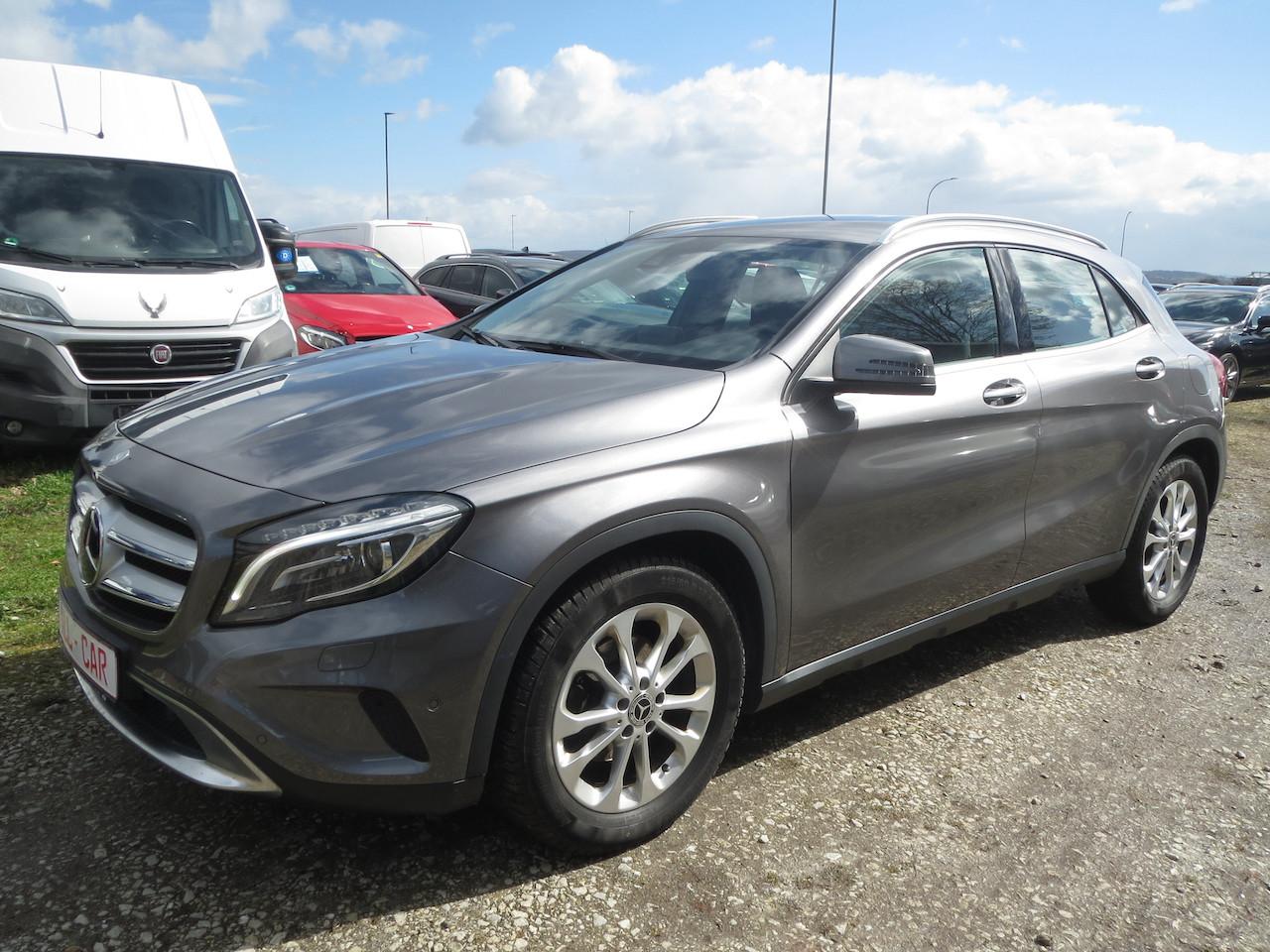 Mercedes-Benz GLA 200CDI / d Urban* Automatik*COMAND*Kamera*BT