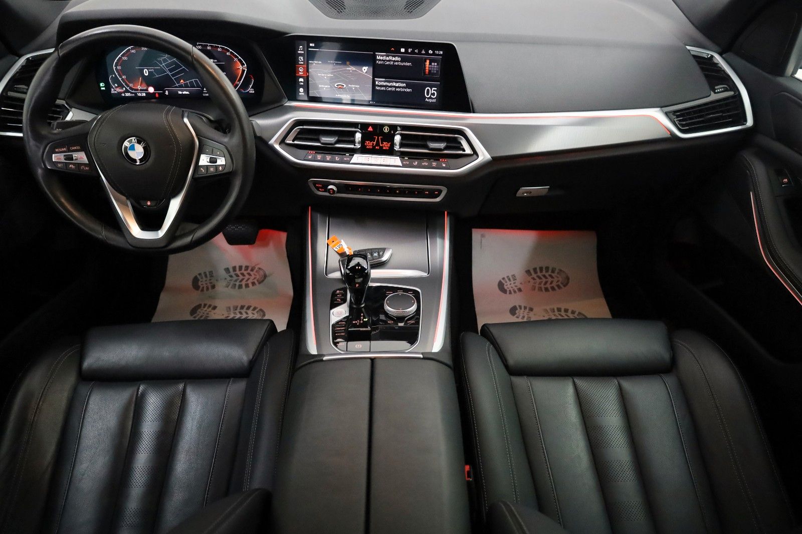 Fahrzeugabbildung BMW X5 xDrive 30d, Leder,Navi,LED,SH,HUD,360Kam.,ACC