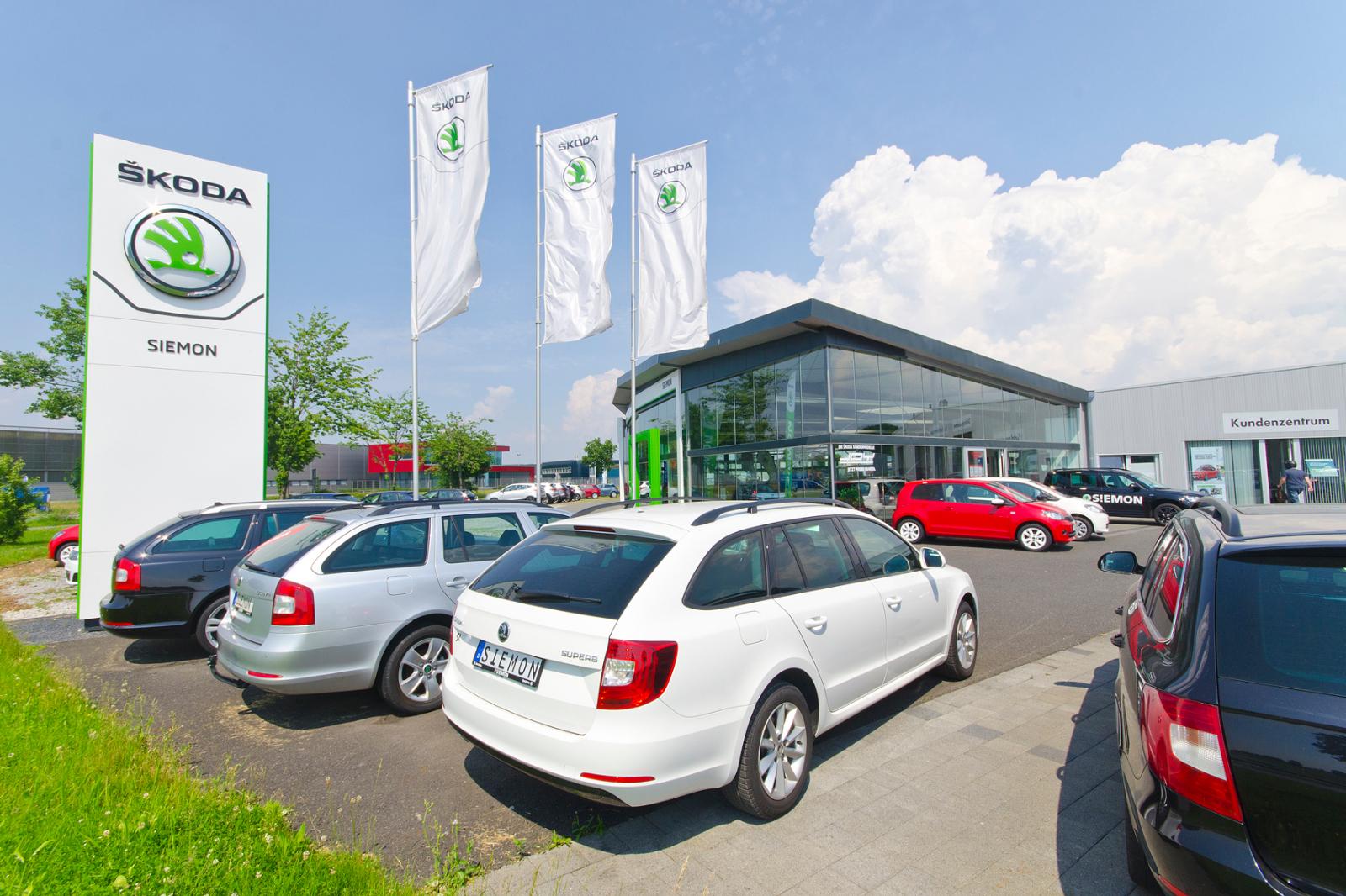 showroom-image-main