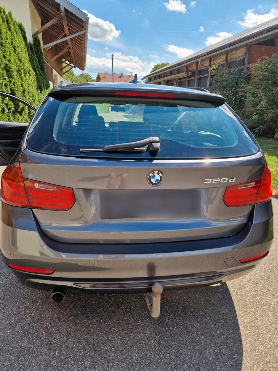 BMW 320 2012 — photo 5