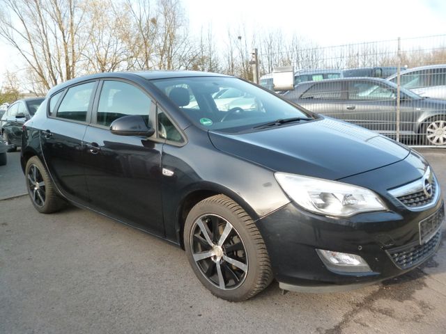 Opel Astra J Lim. 5-trg. Edition