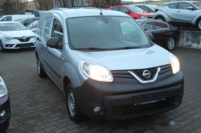NISSAN NV250