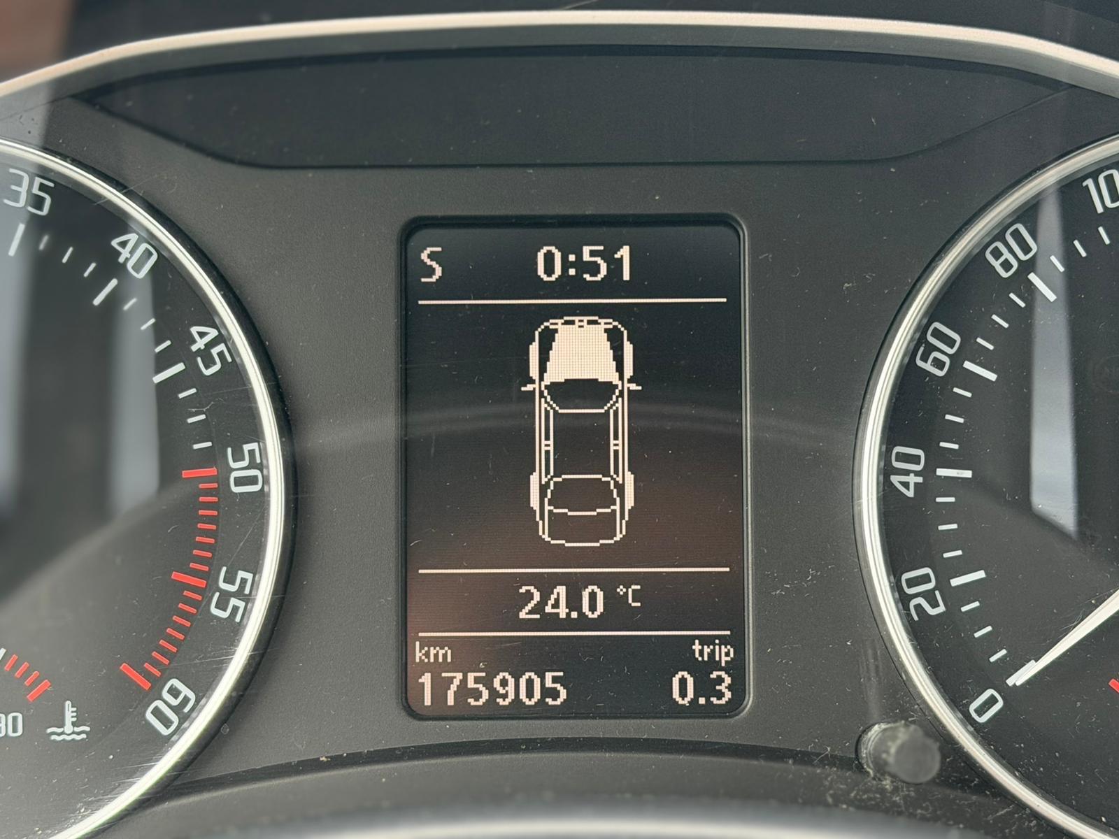 Skoda Octavia 2011 — photo 8