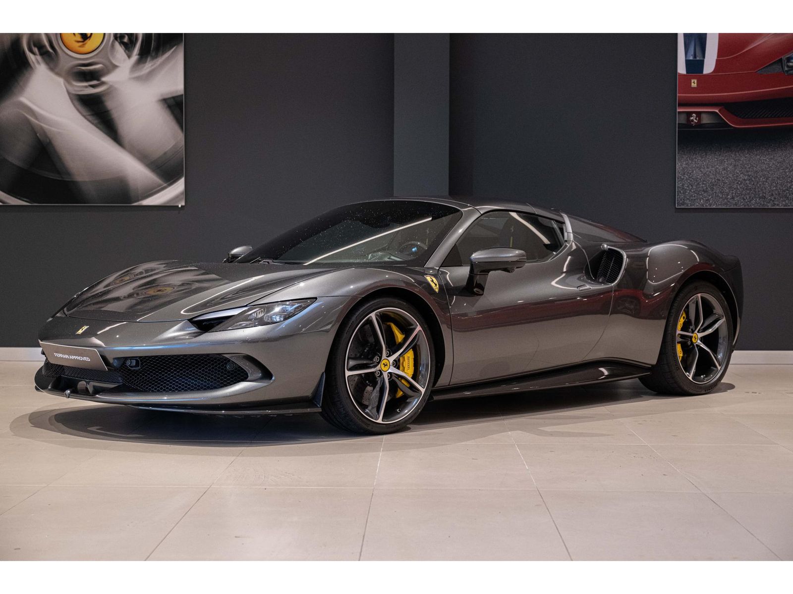 Ferrari 296 gts 3.0 V6 830 GTS imagem 3