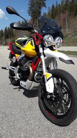 Moto Guzzi V85TT - MOTO GUZZI TOURER