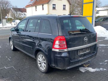 Bild 4 Opel ZAFIRA B FAMILY PLUS AHK XENON KLEINE MÄNGEL
