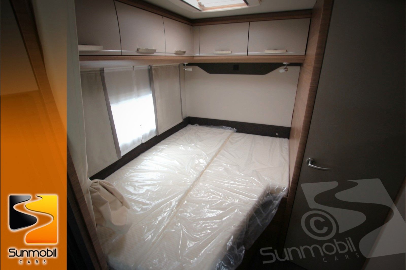 Fahrzeugabbildung Knaus Live Wave 650 MF Automatik 180 PS LP.97.994,00€