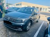 Volkswagen Tiguan 2.0 TDI SCR 176kW DSG 4MOTION OFFROAD.. - Volkswagen Tiguan: Offroad