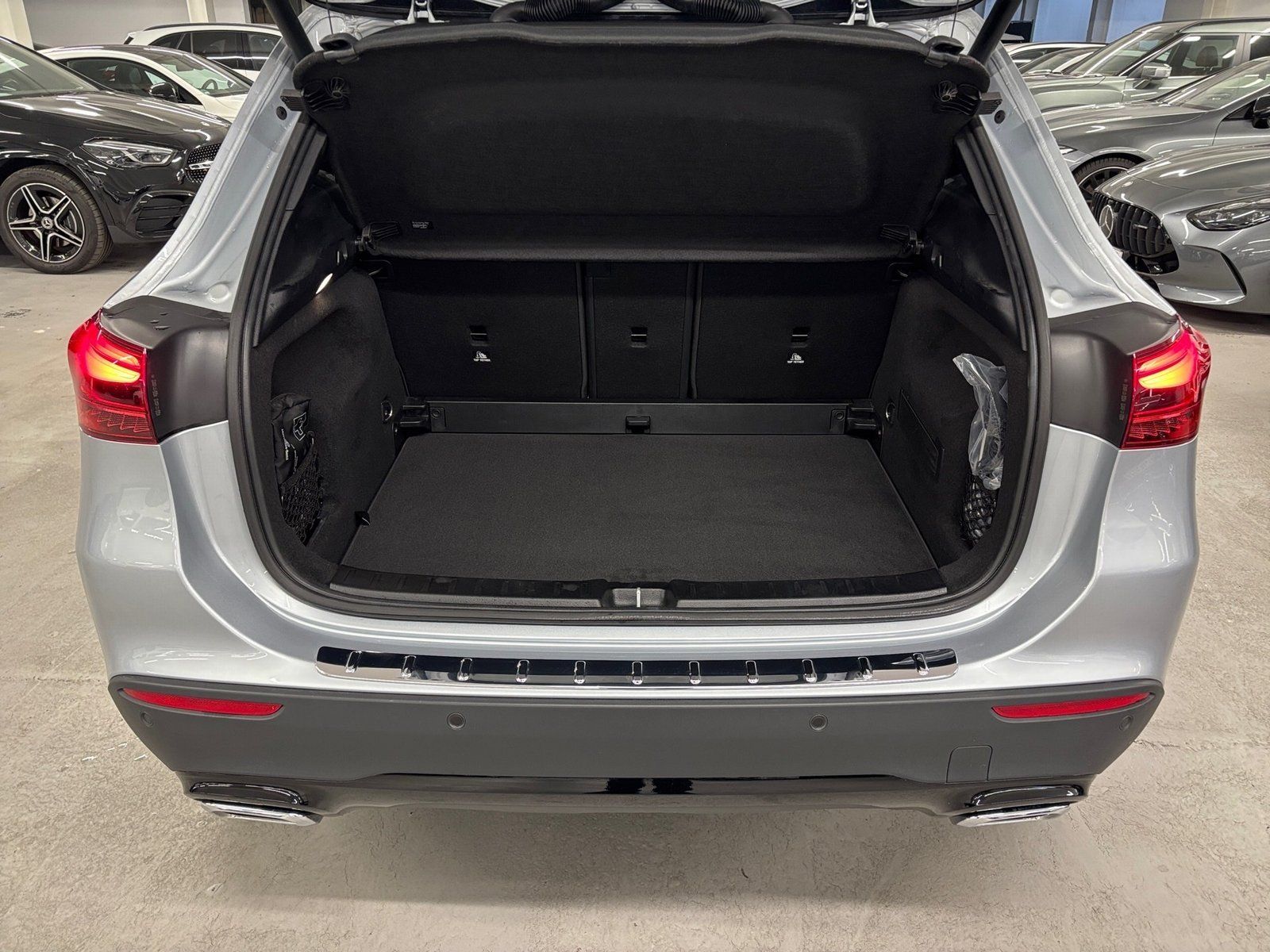 Fahrzeugabbildung Mercedes-Benz GLA 220 d 4M Progressive*Distro*360*MBeam*Night*