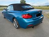 BMW M240i Steptronic Cabrio - - blaue BMW M240i