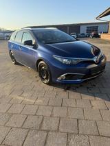 Toyota Auris 1,6 - Toyota Auris mit Diesel-Antrieb: 1.6